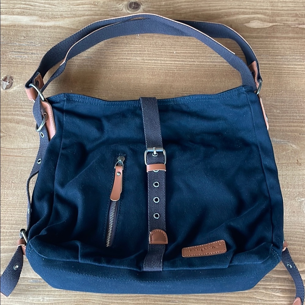 $⬇️Shangri-la Stylish Black Canvas Shoulder Bag. Excellent condition!